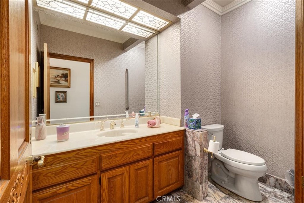 Huntington Beach, California, 92649, United States, 5 Bedrooms Bedrooms, ,5 BathroomsBathrooms,Residential,For Sale,1926565