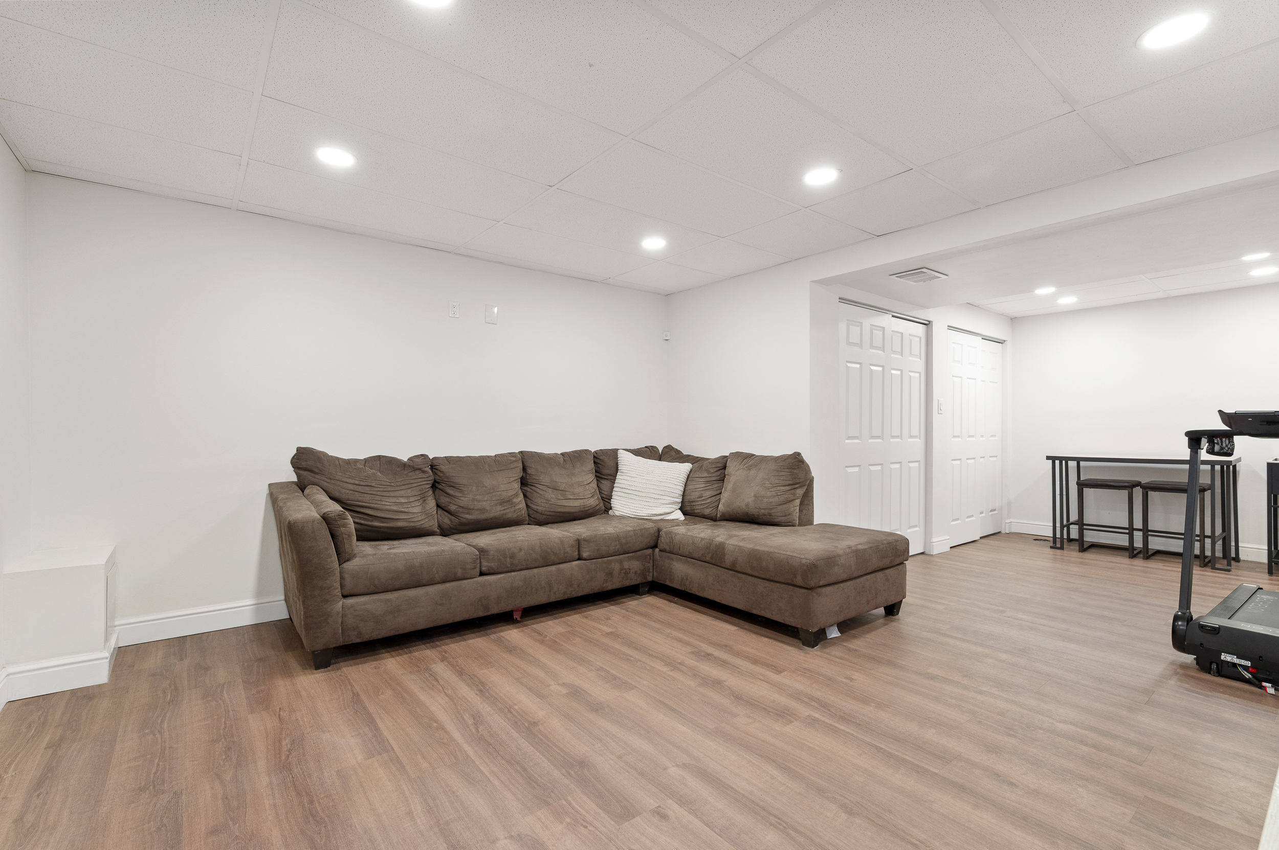  6663 Chapel Drive, Bethel Park, PA 15102 - 物件實景