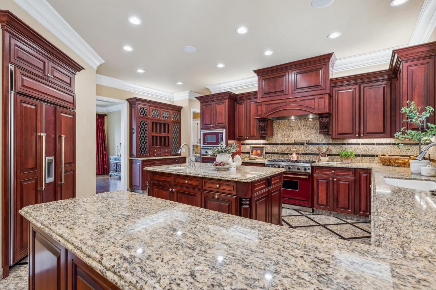 Gilroy, California, 95020, United States, 4 Bedrooms Bedrooms, ,4 BathroomsBathrooms,Residential,For Sale,1912112