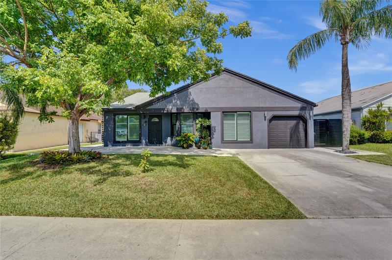 Davie, Florida, 33325, United States, 3 Bedrooms Bedrooms, ,2 BathroomsBathrooms,Residential,For Sale,1902836