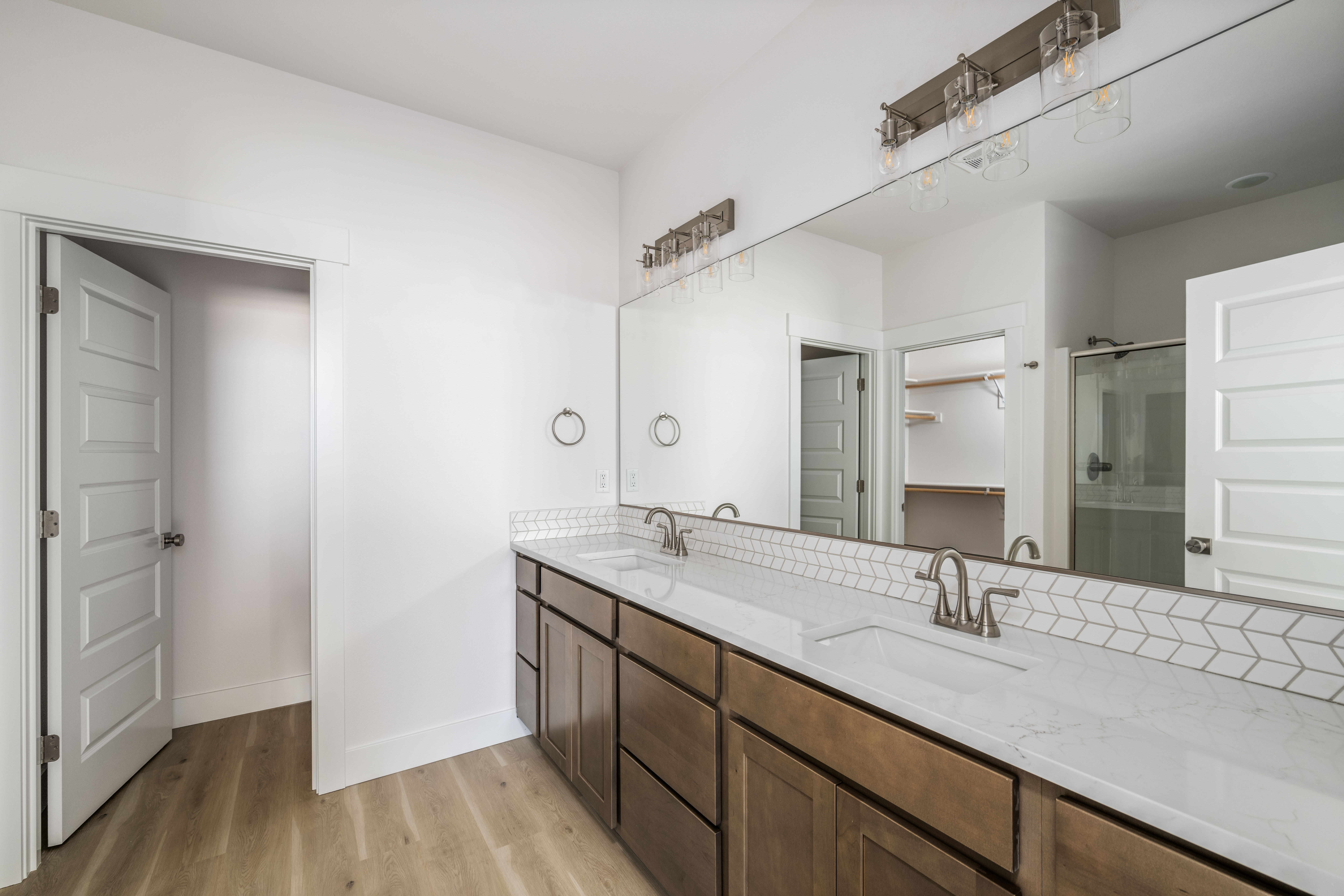  The Cedar II by Peake Homes- Lot 7 - 物件實景