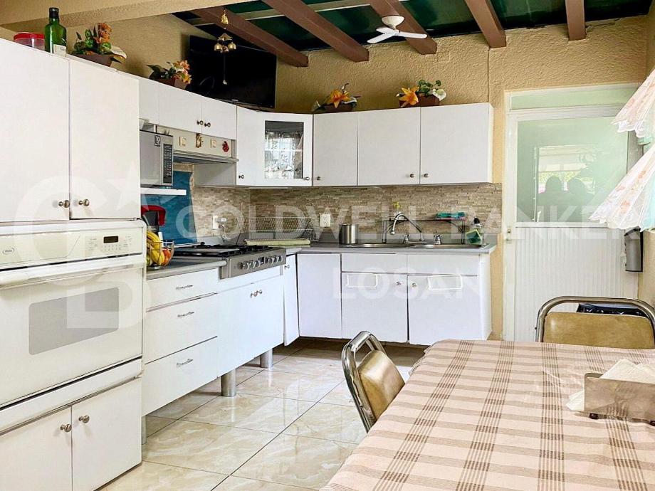 Naucalpan de Juárez, Estado de méxico, 53100, Mexico, 4 Bedrooms Bedrooms, ,3 BathroomsBathrooms,Residential,For Sale,2000780