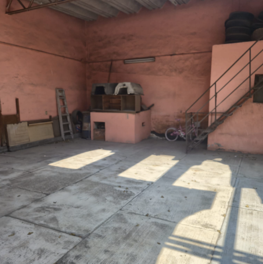 Iztapalapa, Ciudad de México, 09400, Mexico, 4 Bedrooms Bedrooms, ,3 BathroomsBathrooms,Residential,For Sale,2000429