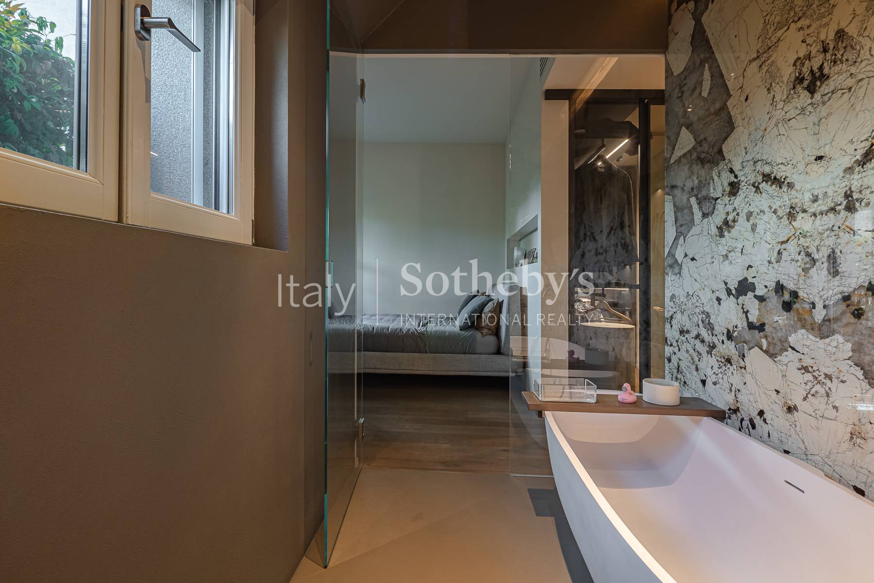  Furnished penthouse with terrace and pool in Brera district - 物件實景