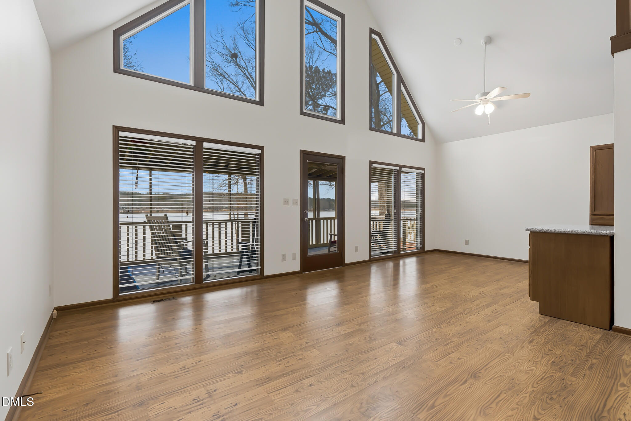 Louisburg, North Carolina, 27549, United States, 3 Bedrooms Bedrooms, ,3 BathroomsBathrooms,Residential,For Sale,2008797