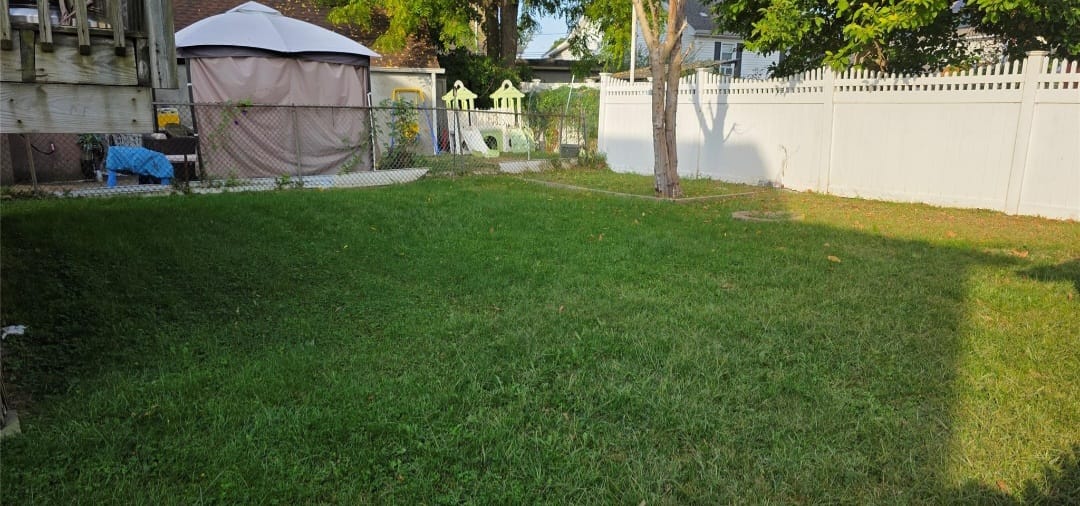 Little Ferry, New Jersey, 07643, United States, 5 Bedrooms Bedrooms, ,4 BathroomsBathrooms,Residential,For Sale,1978950