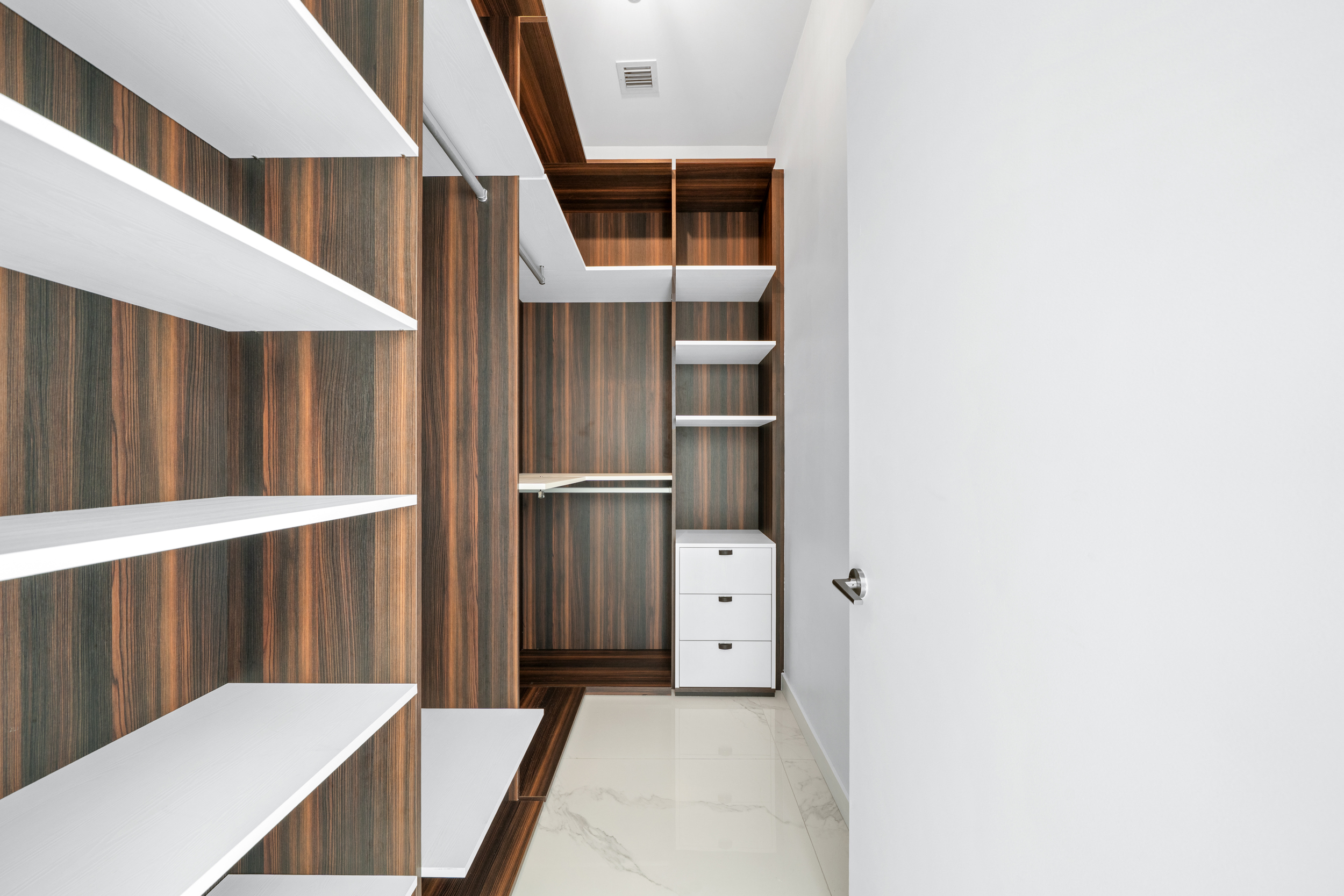  480 NE 31st St, Miami, FL, 33137 - 物件實景