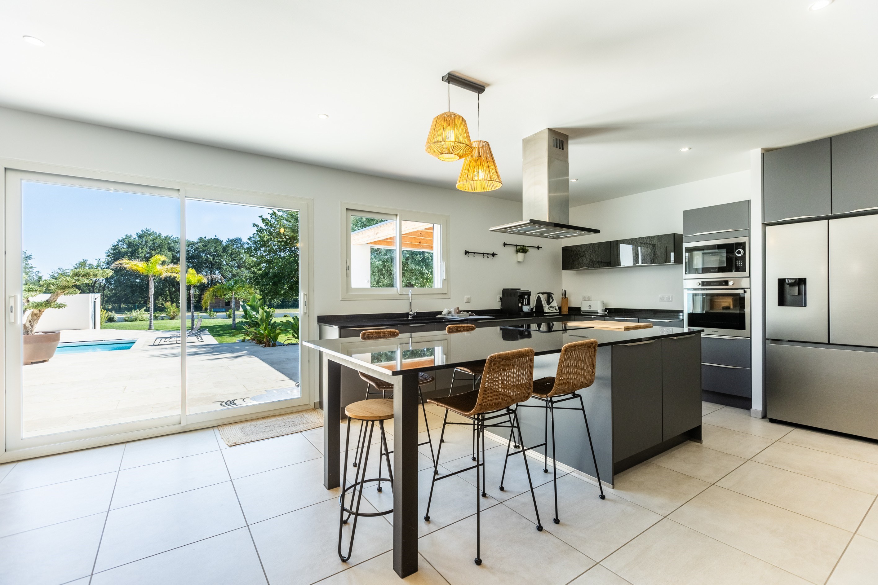  SPACIOUS VILLA WITH A COUNTRY FEEL IN THE CITY - 物件實景