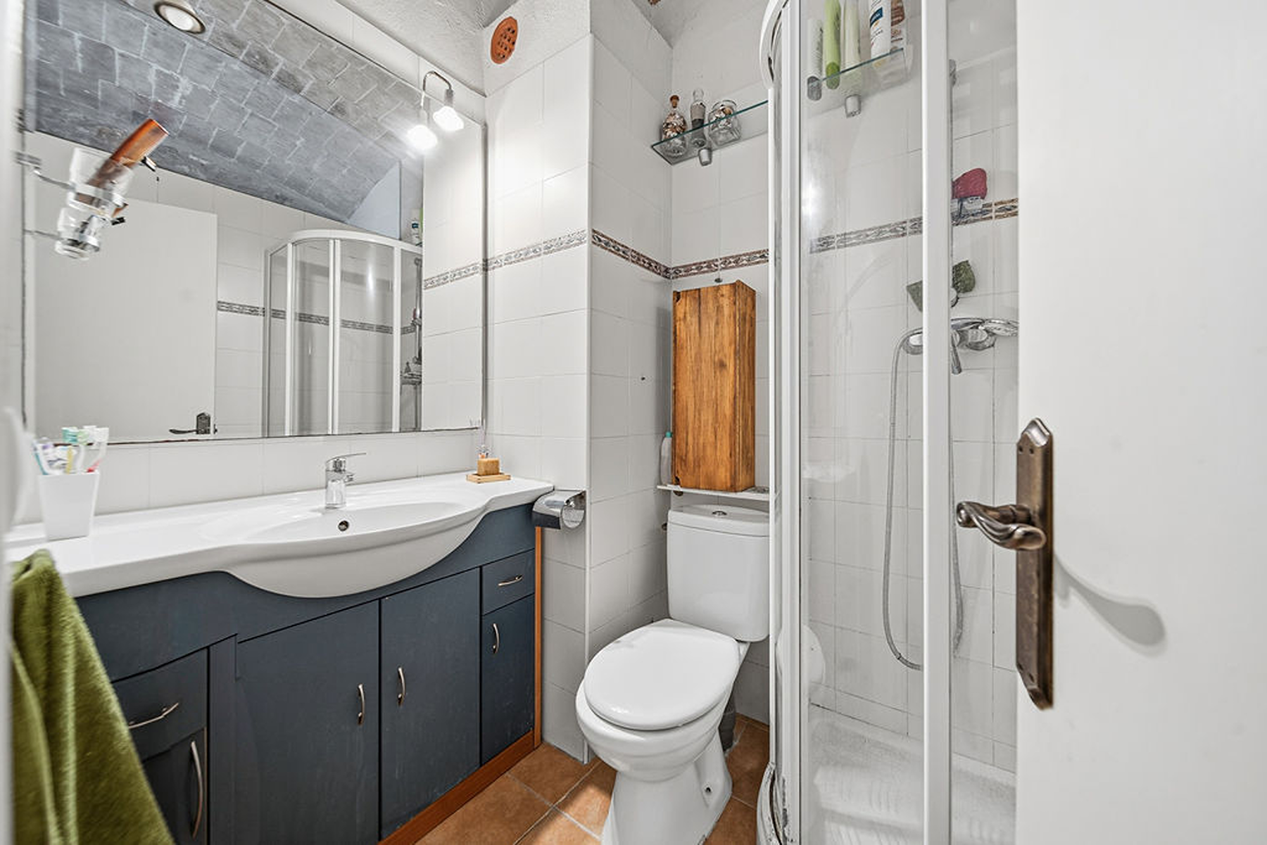 Charming 19th century stone house in the heart of L
