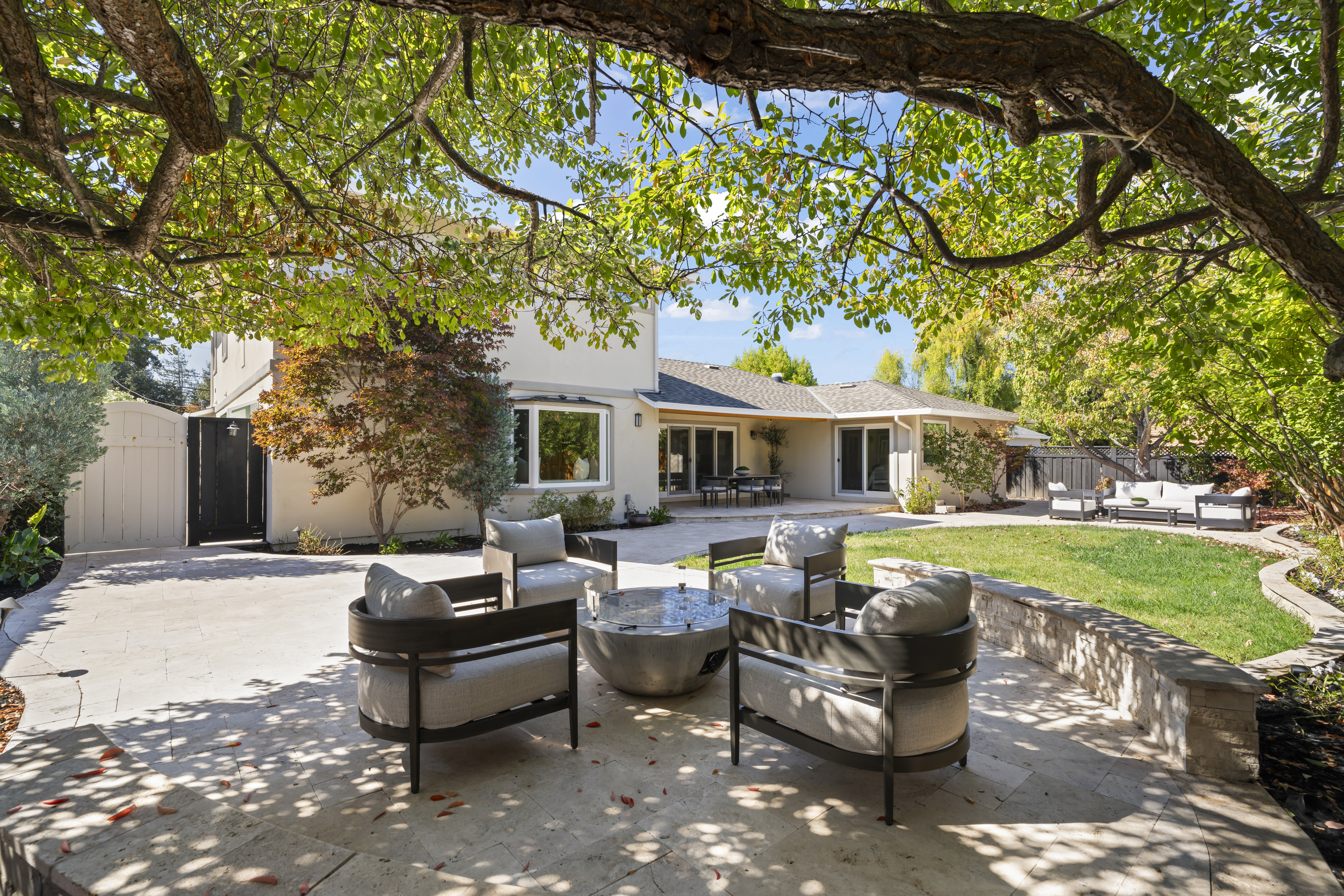  Elegant Golden Triangle Saratoga Retreat - 物件實景