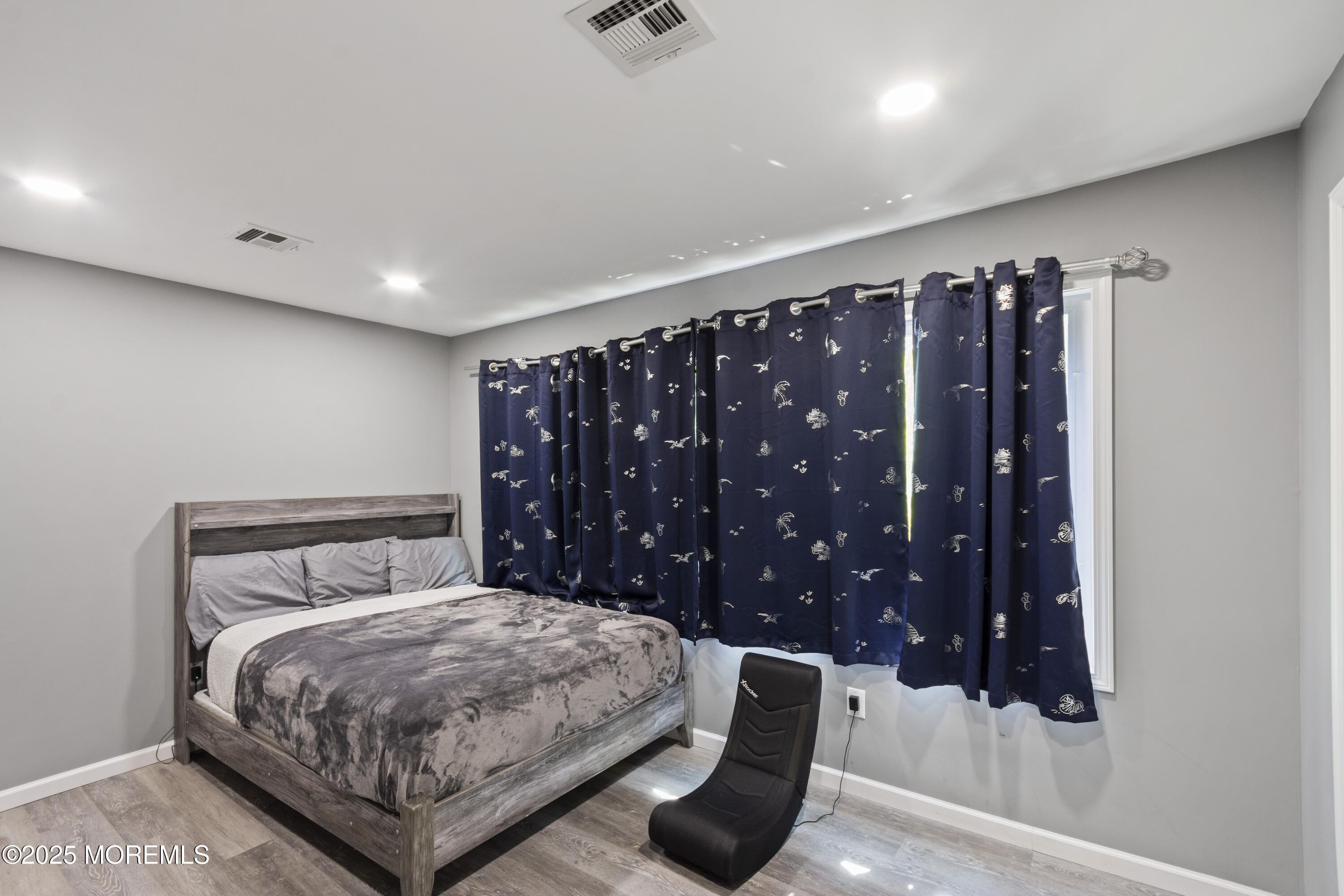 Howell, New Jersey, 07731, United States, 4 Bedrooms Bedrooms, ,3 BathroomsBathrooms,Residential,For Sale,1974093