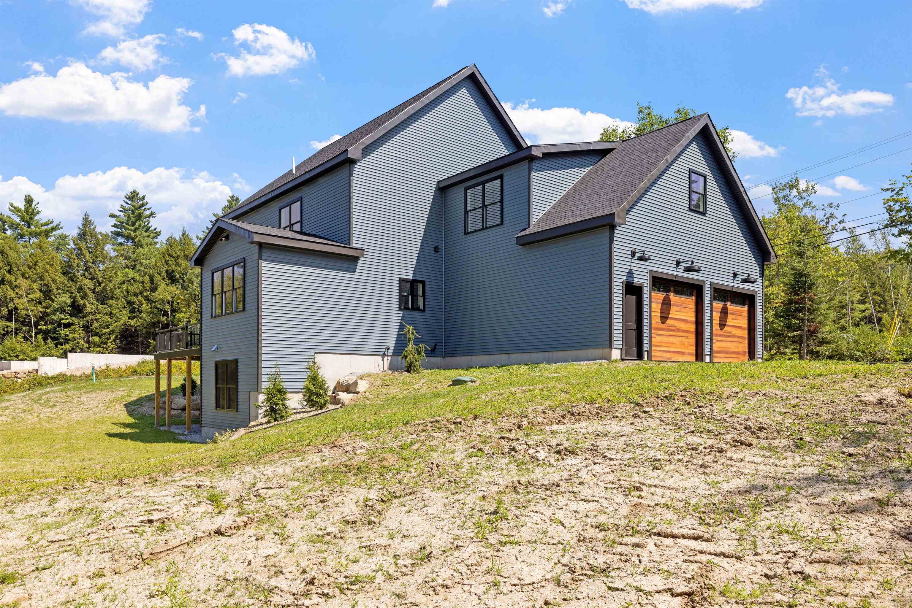Sunapee, New Hampshire, 03782, United States, 4 Bedrooms Bedrooms, ,3 BathroomsBathrooms,Residential,For Sale,1918576