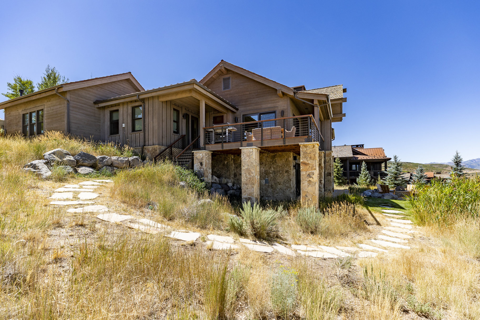  Panoramic Views From This Gorgeous 4-Bedroom Cabin Home at Victory Ranch - 物件實景