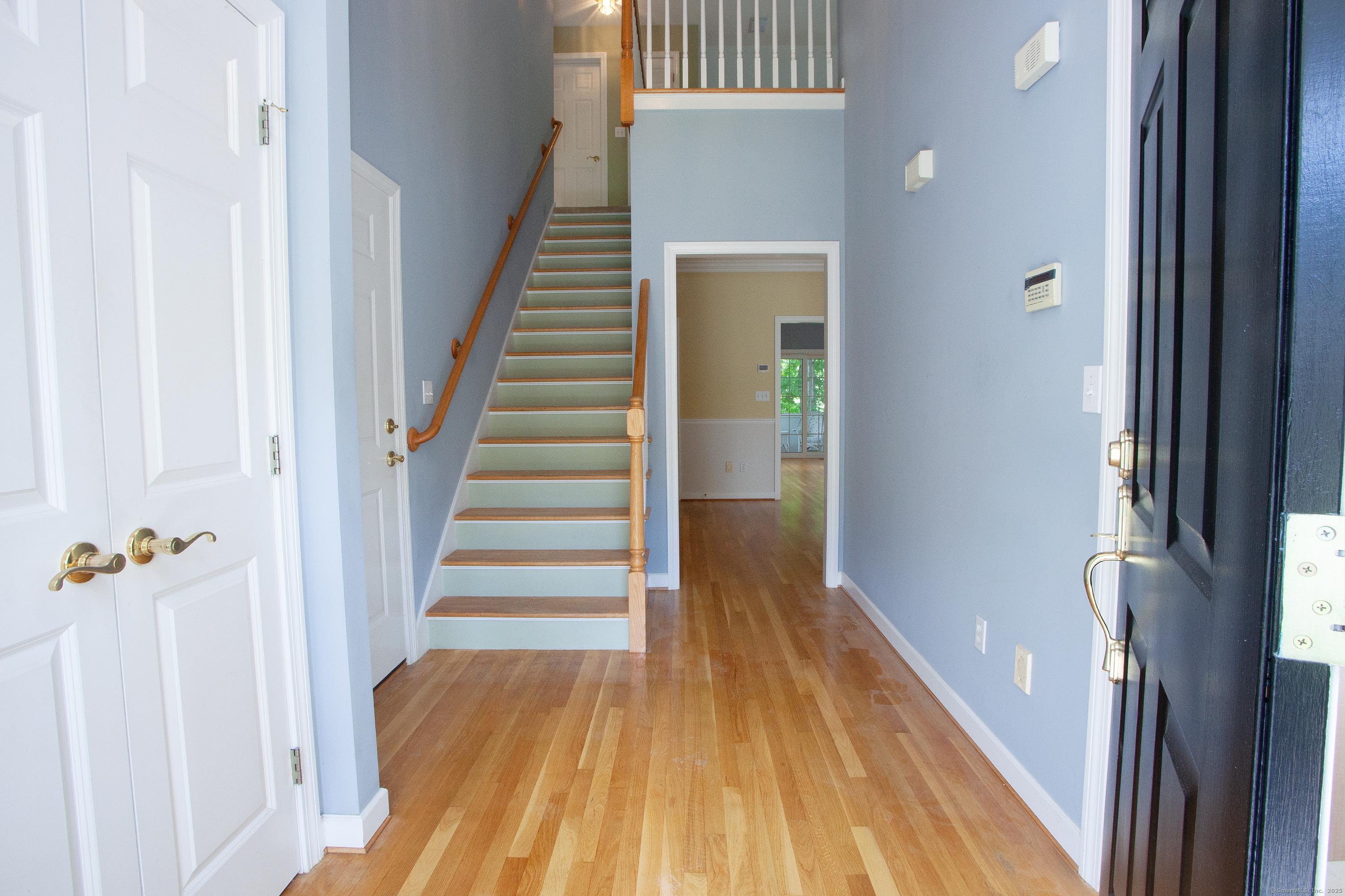 Simsbury, Connecticut, 06070, United States, 2 Bedrooms Bedrooms, ,4 BathroomsBathrooms,Residential,For Sale,1983575