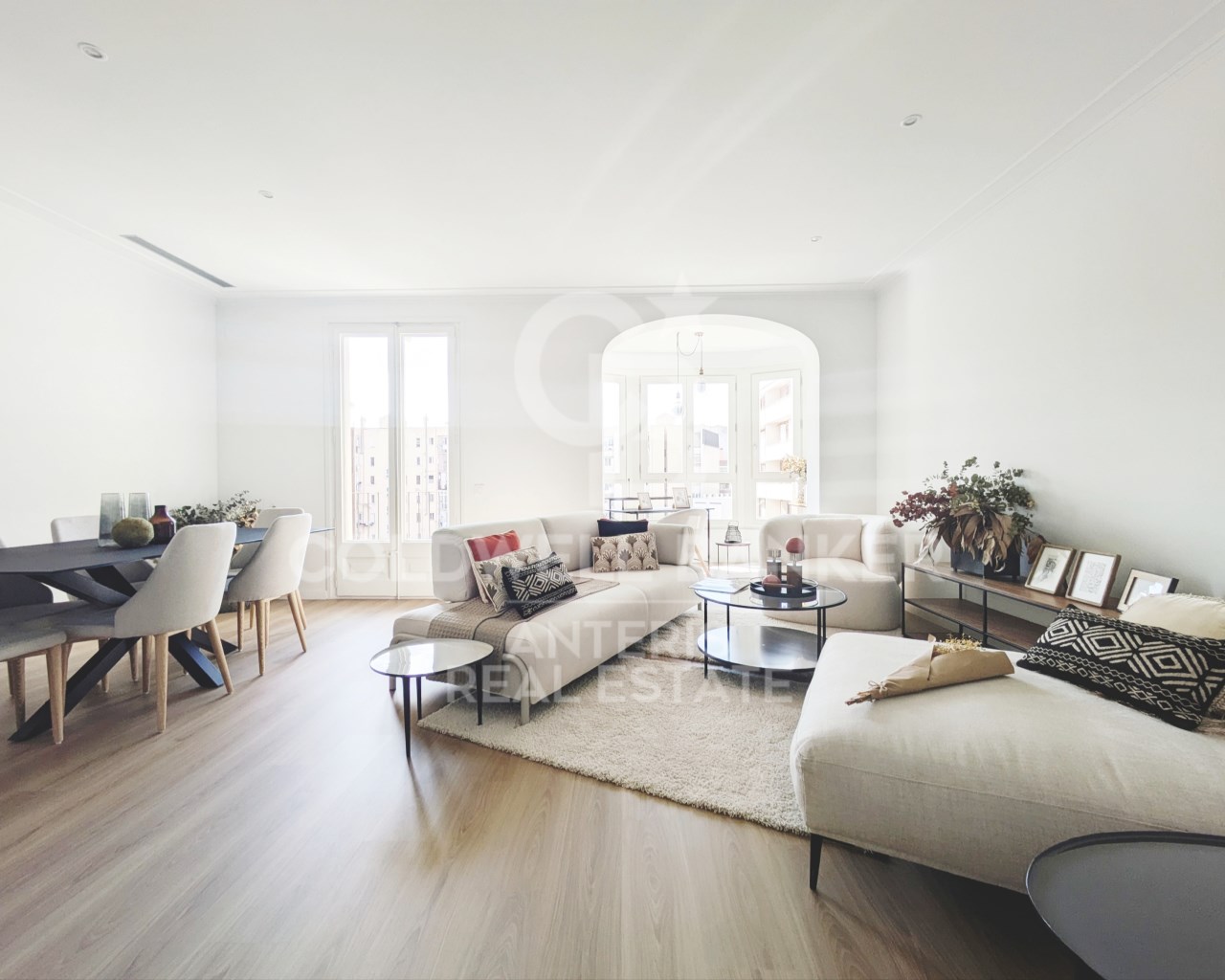 Barcelona, Barcelona, Eixample, La Dreta de l'Eix, Barcelona, Catalonia, ES, 4 Bedrooms Bedrooms, ,2 BathroomsBathrooms,Residential,For Sale,Barcelona, Barcelona, Eixample, La Dreta de l'Eix,1626735