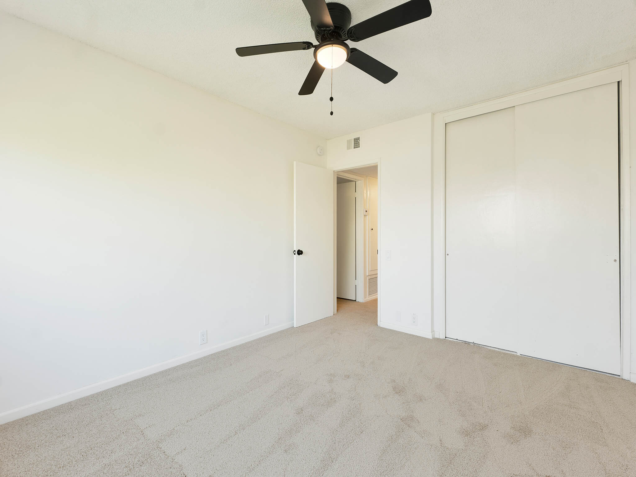  3166 S Sepulveda Blvd - 物件實景