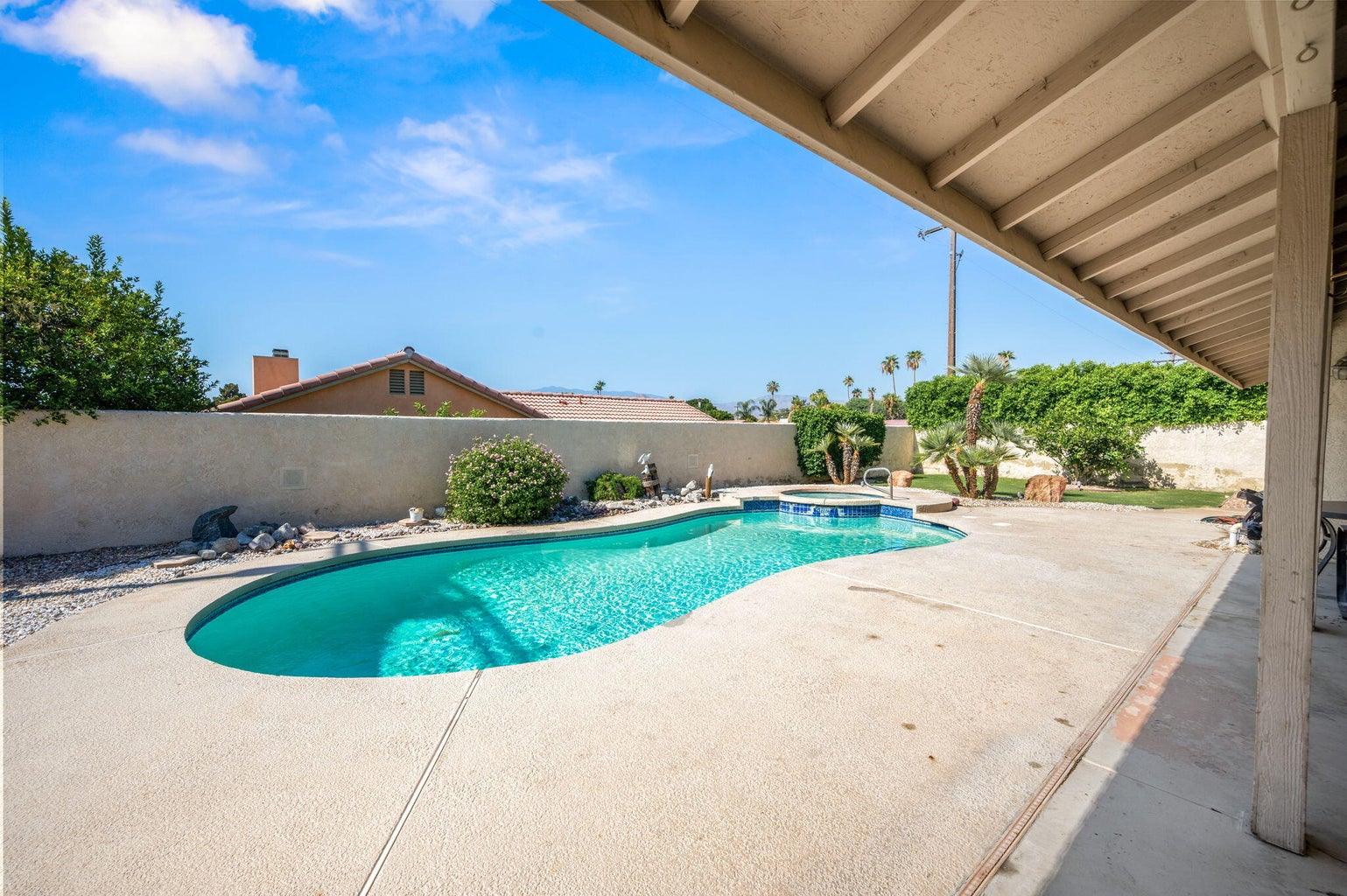 Indio, California, 92203, United States, 3 Bedrooms Bedrooms, ,2 BathroomsBathrooms,Residential,For Sale,1973711