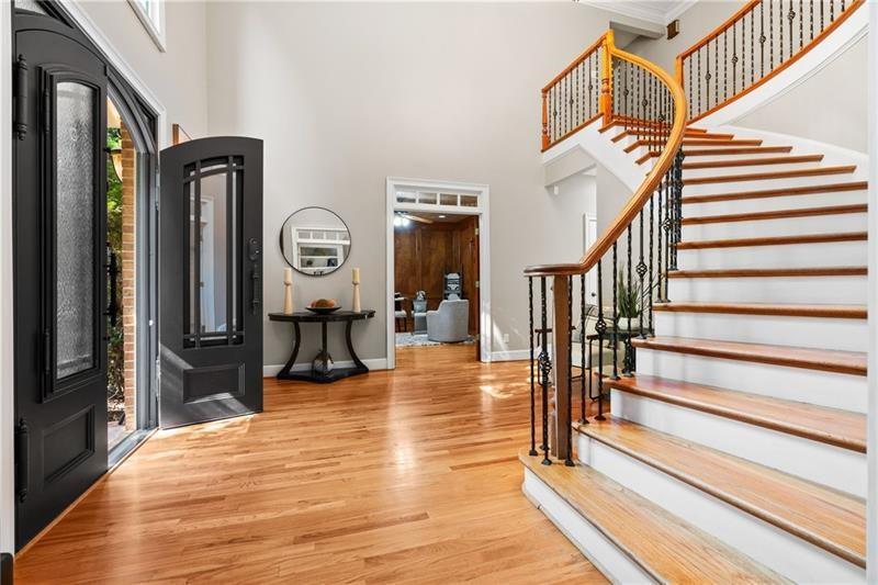 Buford, Georgia, 30518, United States, 6 Bedrooms Bedrooms, ,5 BathroomsBathrooms,Residential,For Sale,1976033