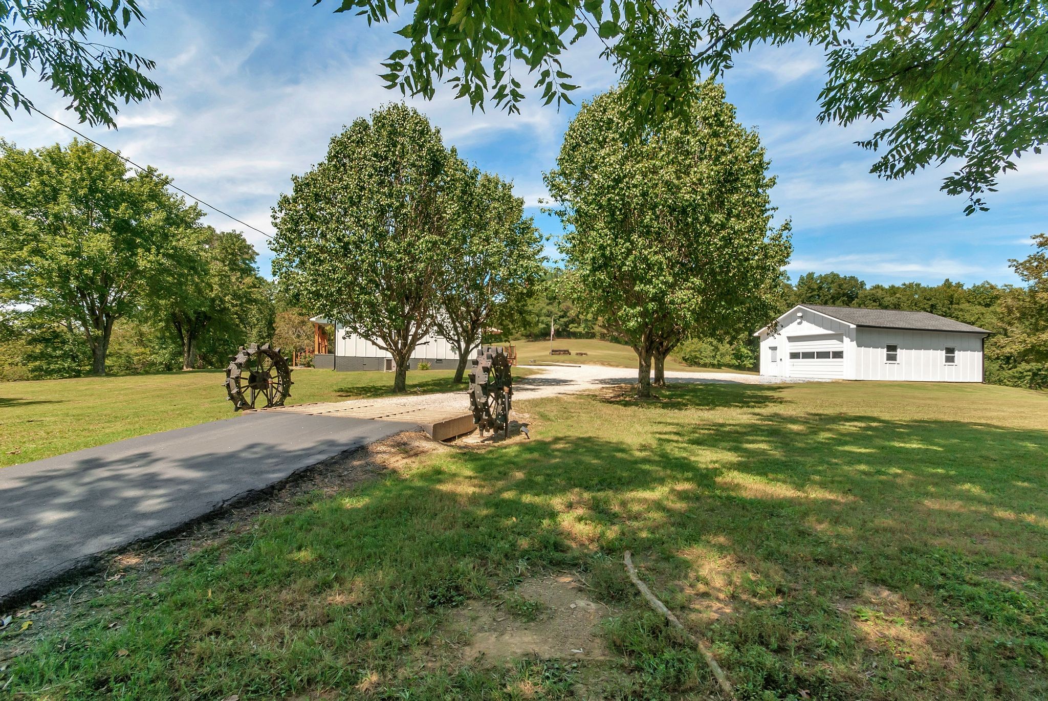 Pulaski, Tennessee, 38478, United States, 4 Bedrooms Bedrooms, ,2 BathroomsBathrooms,Residential,For Sale,1932287
