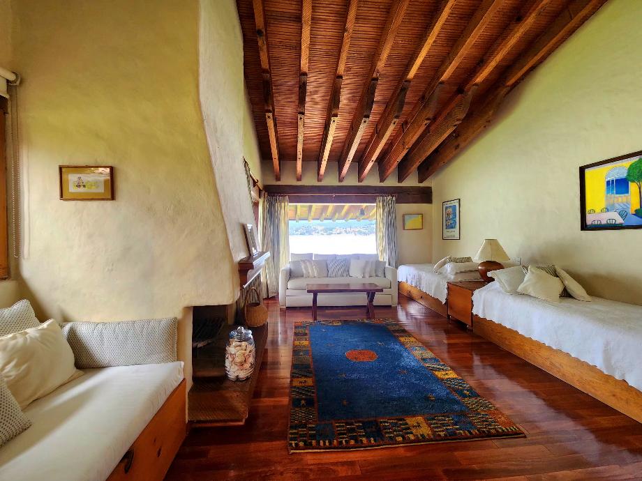 Valle de Bravo, Estado de méxico, 51200, Mexico, 4 Bedrooms Bedrooms, ,4 BathroomsBathrooms,Residential,For Sale,1998438