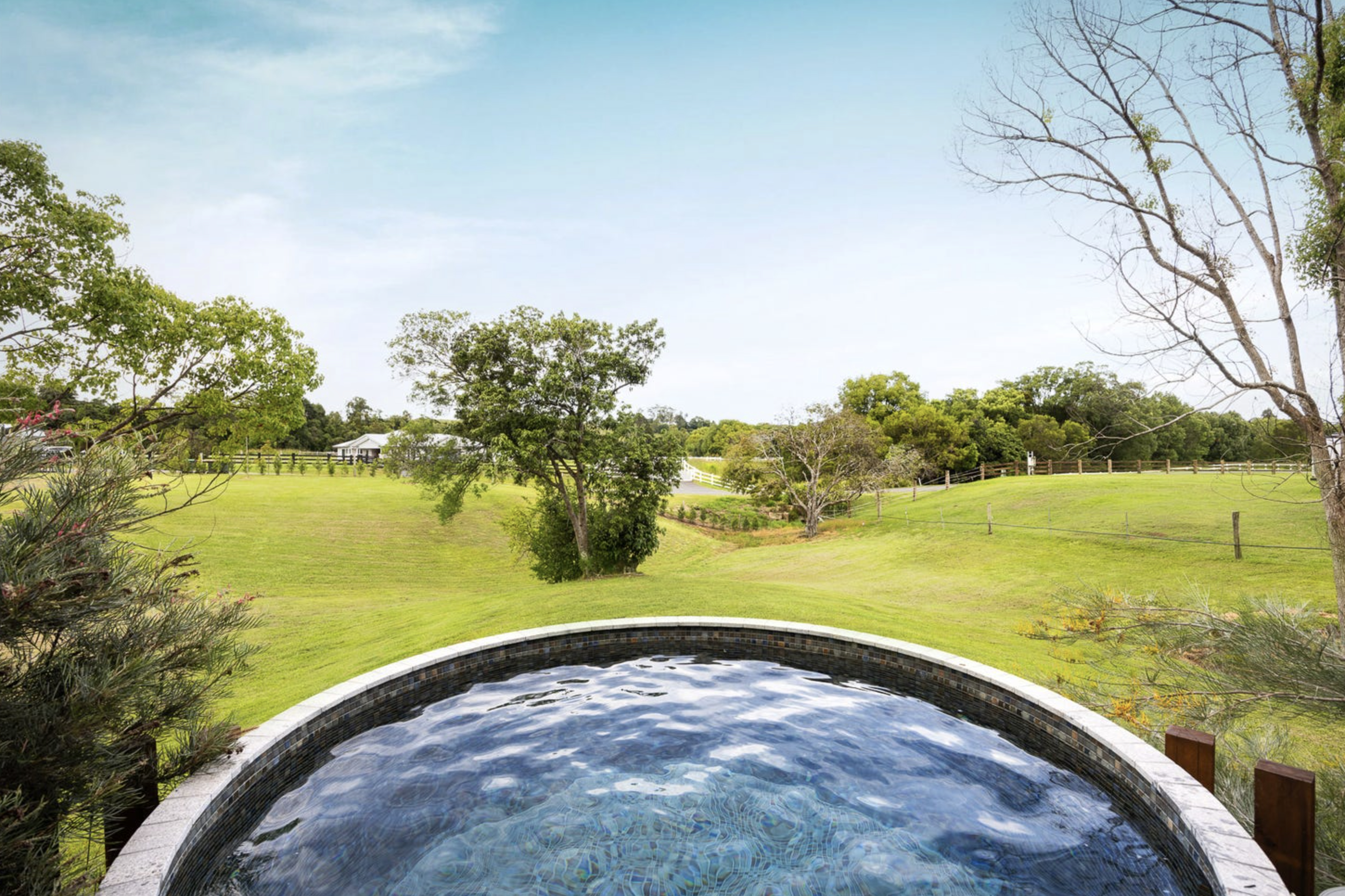  Private Hinterland Estate with Luxury Living and Boutique Retreat Potential - 物件實景