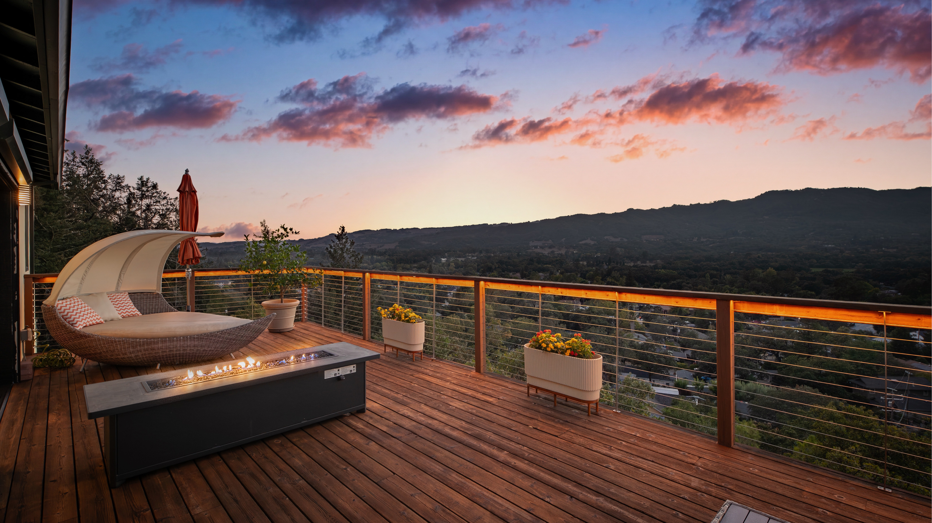  Panoramic Sonoma Views & Income-Producing ADU - 物件實景