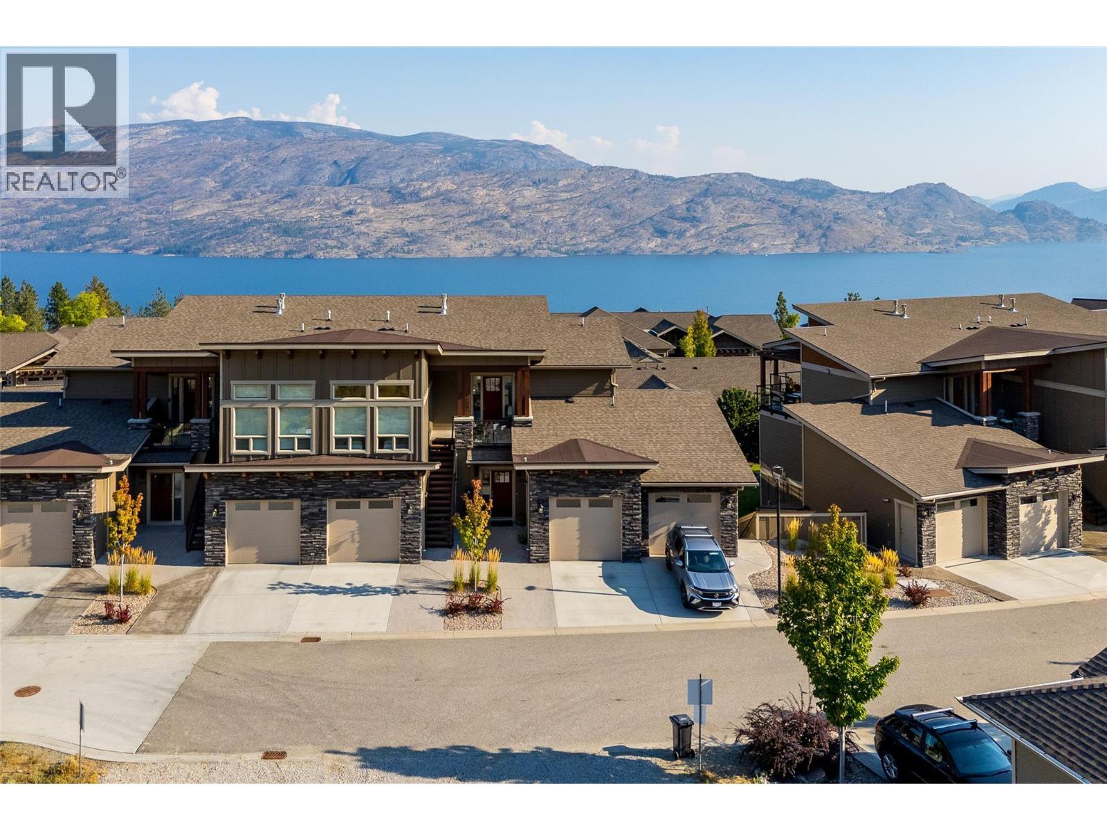 PEACHLAND, British Columbia, V0H 1X5, CA, 3 Bedrooms Bedrooms, ,2 BathroomsBathrooms,Residential,For Sale,1951161
