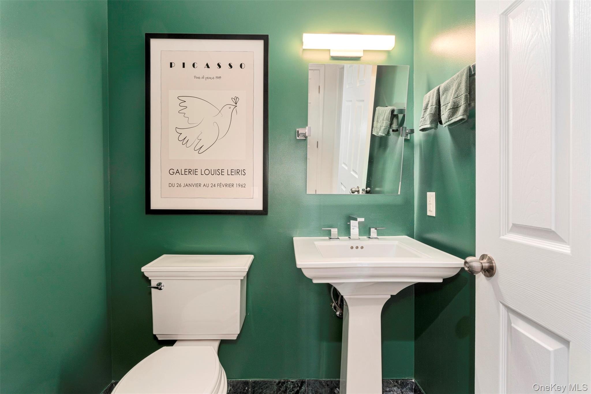 Piermont, New York, 10968, United States, 2 Bedrooms Bedrooms, ,3 BathroomsBathrooms,Residential,For Sale,1941803