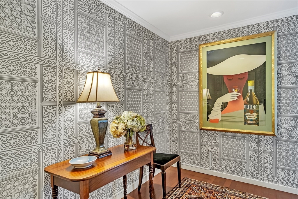 Cambridge, Massachusetts, 02141, United States, 2 Bedrooms Bedrooms, ,2 BathroomsBathrooms,Residential,For Sale,1913406