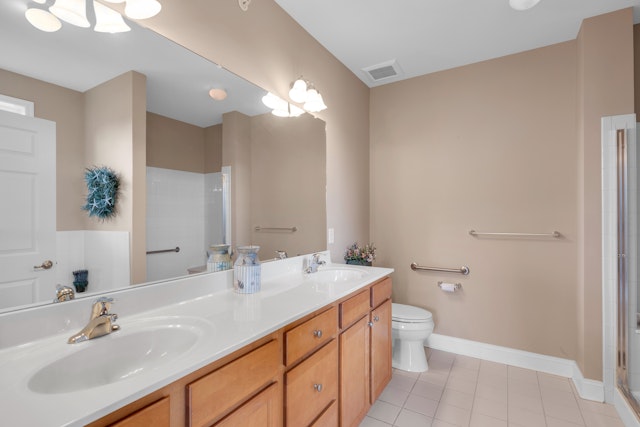 Woodland Park, New Jersey, 07424, United States, 2 Bedrooms Bedrooms, ,2 BathroomsBathrooms,Residential,For Sale,1923483