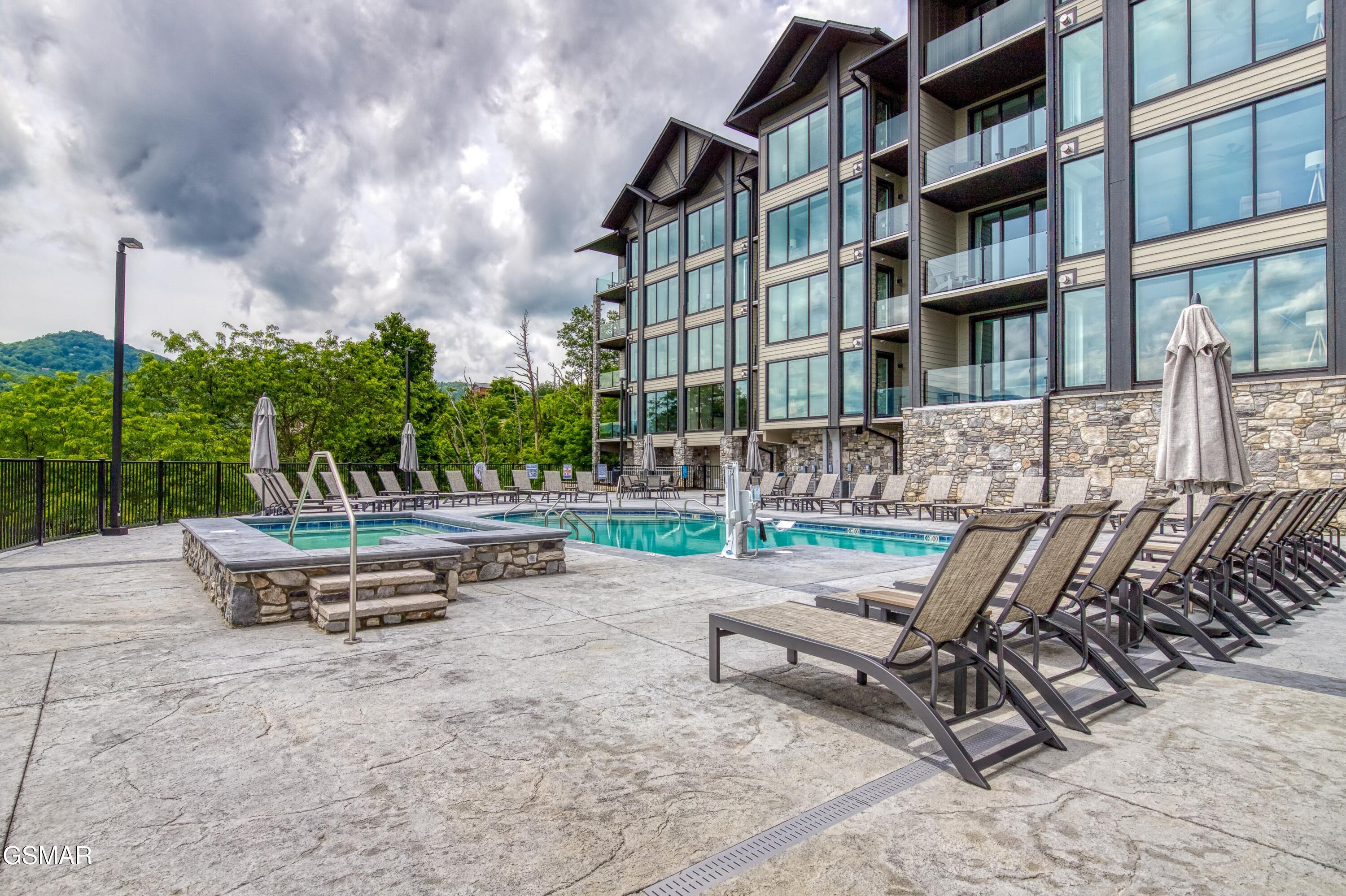 Gatlinburg, Tennessee, 37738, United States, 3 Bedrooms Bedrooms, ,4 BathroomsBathrooms,Residential,For Sale,1977552