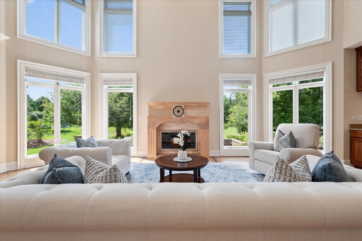Vernon Hills, Illinois, 60061, United States, 4 Bedrooms Bedrooms, ,4 BathroomsBathrooms,Residential,For Sale,1940393