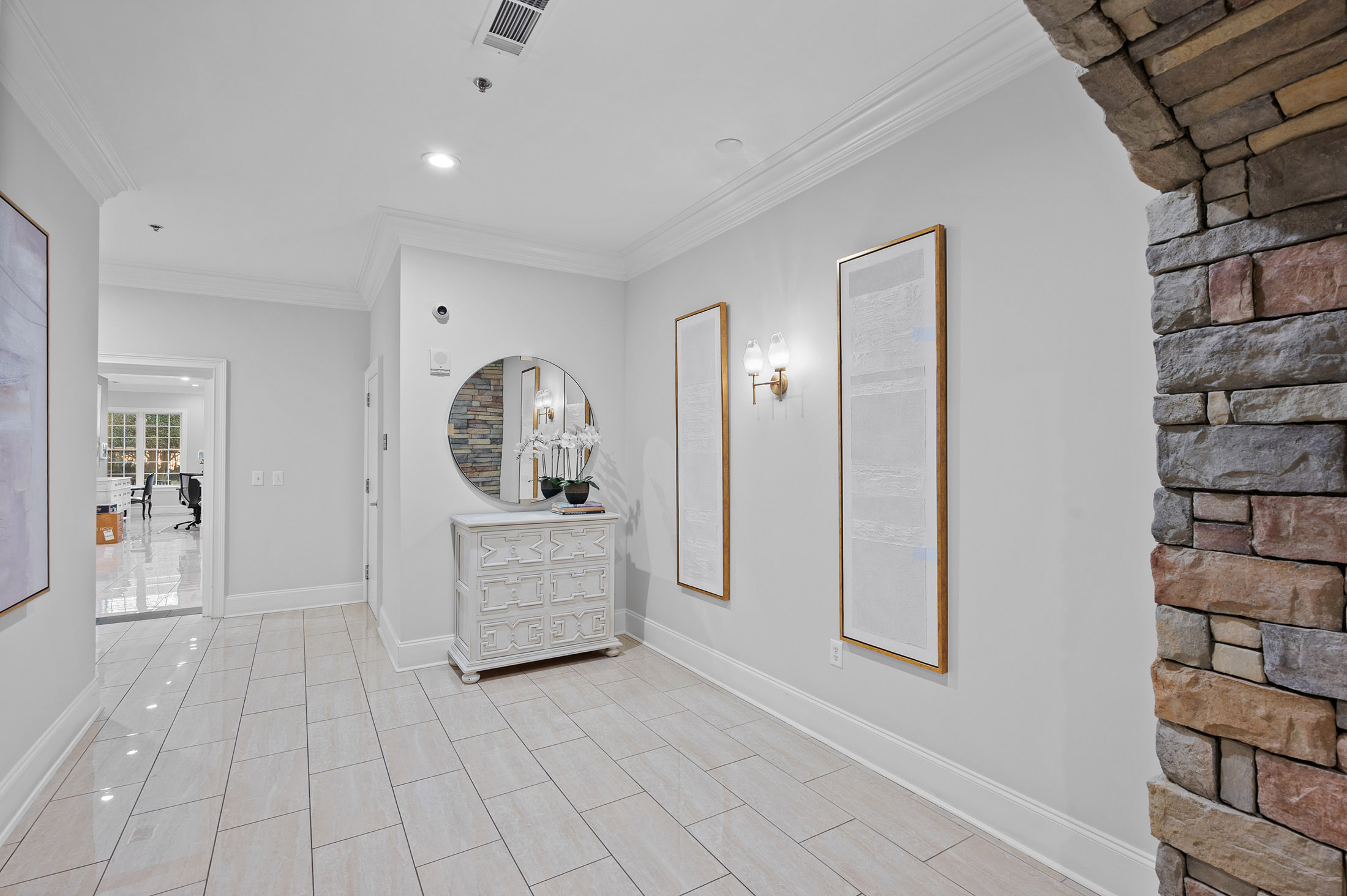  Showstopping Spacious Two Bedroom in the Exclusive Greystone at Vinings - 物件實景
