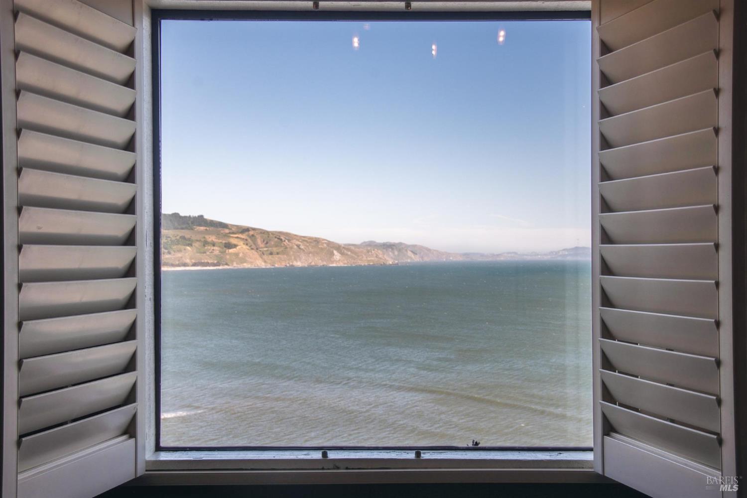 Bolinas, California, 94924, United States, 3 Bedrooms Bedrooms, ,2 BathroomsBathrooms,Residential,For Sale,2003104