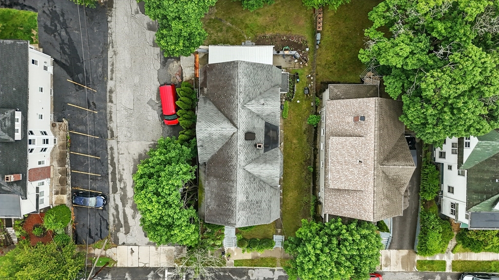 Worcester, Massachusetts, 01603, United States, 9 Bedrooms Bedrooms, ,3 BathroomsBathrooms,Residential,For Sale,1927945