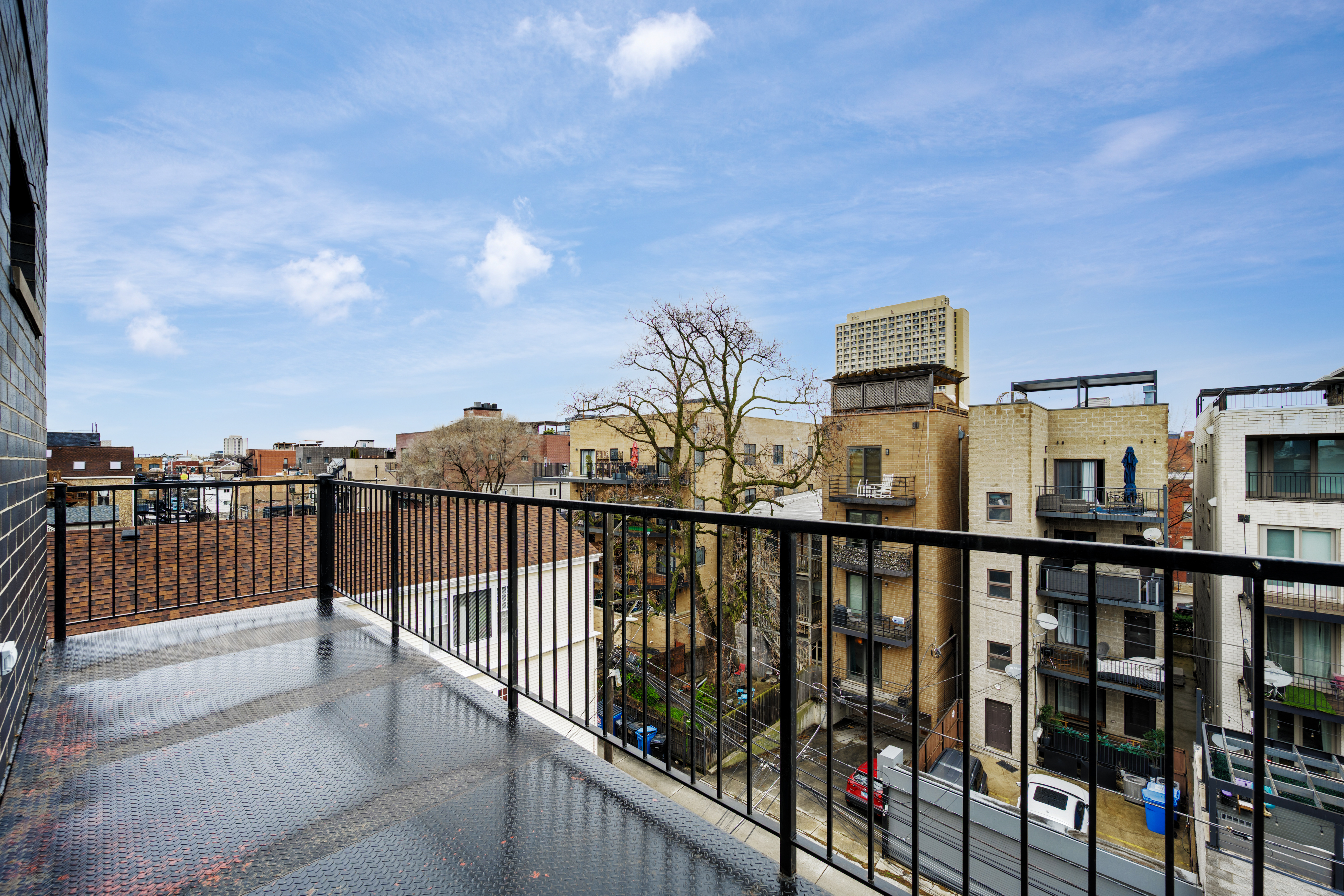  Experience Elevated City Living in this Stunning Penthouse Residence - 物件實景