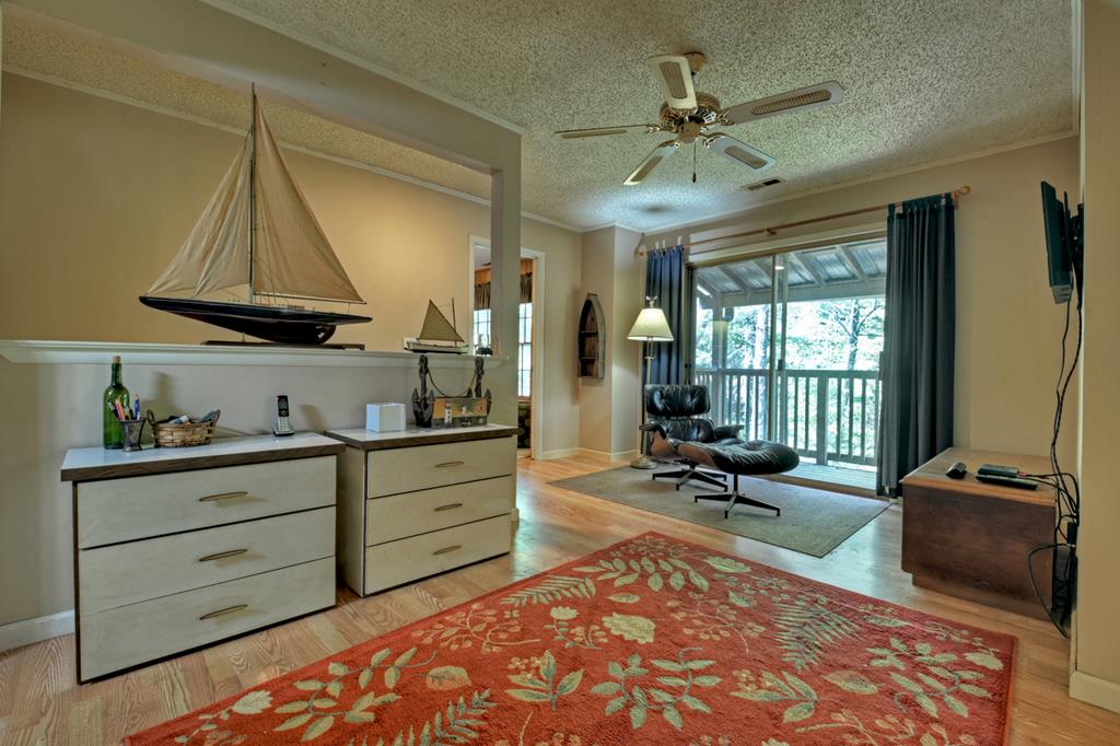 Blue Ridge, Georgia, 30513, United States, 4 Bedrooms Bedrooms, ,4 BathroomsBathrooms,Residential,For Sale,1859104