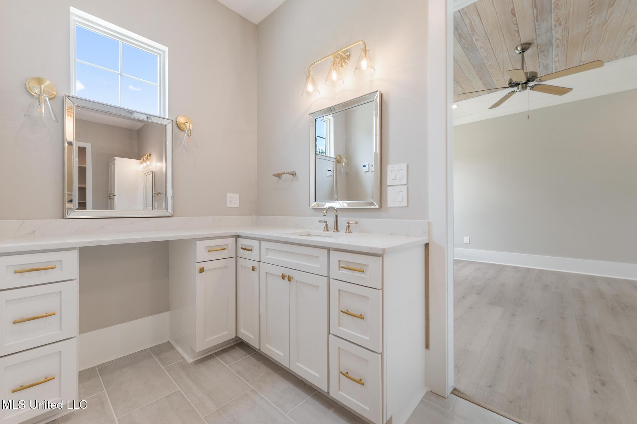 Gulfport, Mississippi, 39503, United States, 3 Bedrooms Bedrooms, ,2 BathroomsBathrooms,Residential,For Sale,1784044