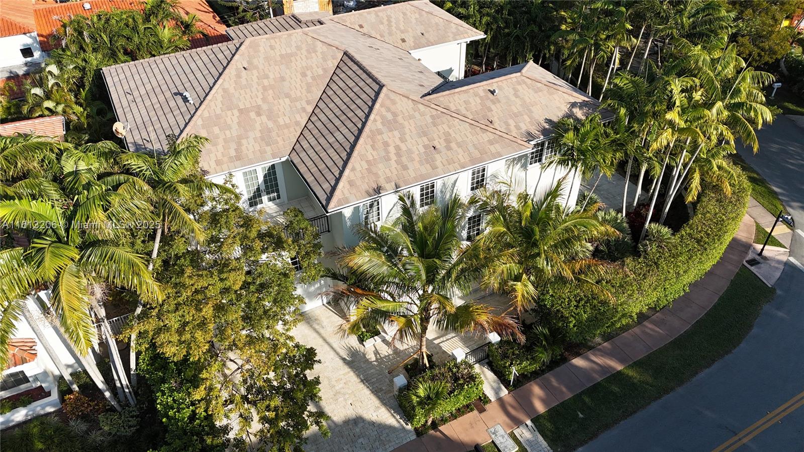 797 Ridgewood Rd, Key Biscayne, Florida, 33149, United States, 7 Bedrooms Bedrooms, ,8 BathroomsBathrooms,Residential,For Sale,797 Ridgewood Rd,1590782