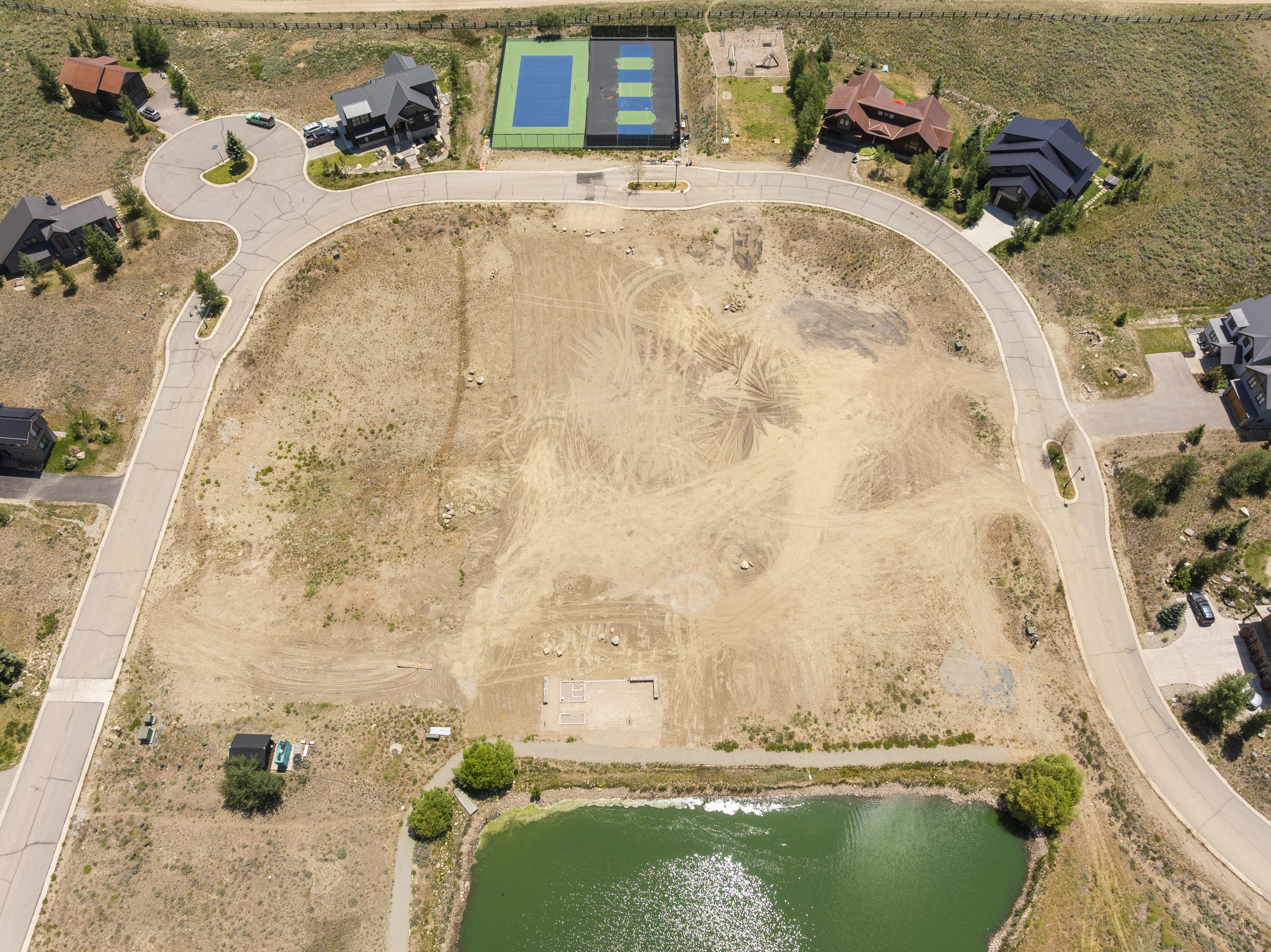  Amazing Lot Available in the Prestigious Larkspur Community near Larkspur Lake - 物件實景