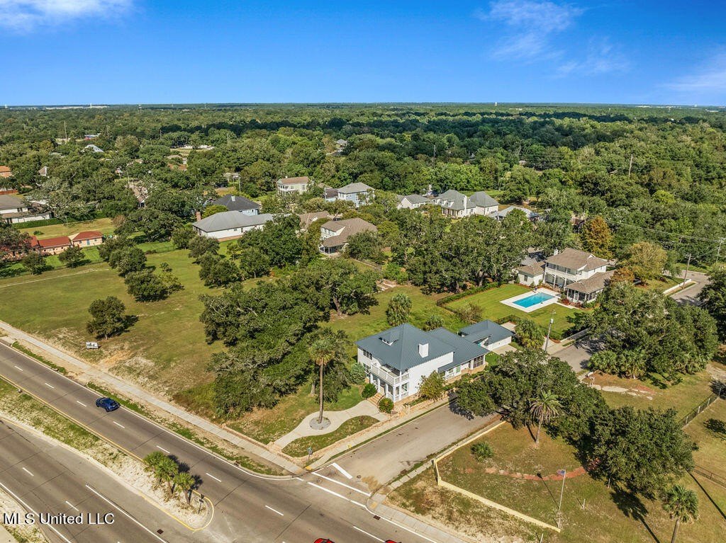 Gulfport, Mississippi, 39501, United States, 4 Bedrooms Bedrooms, ,3 BathroomsBathrooms,Residential,For Sale,1974056