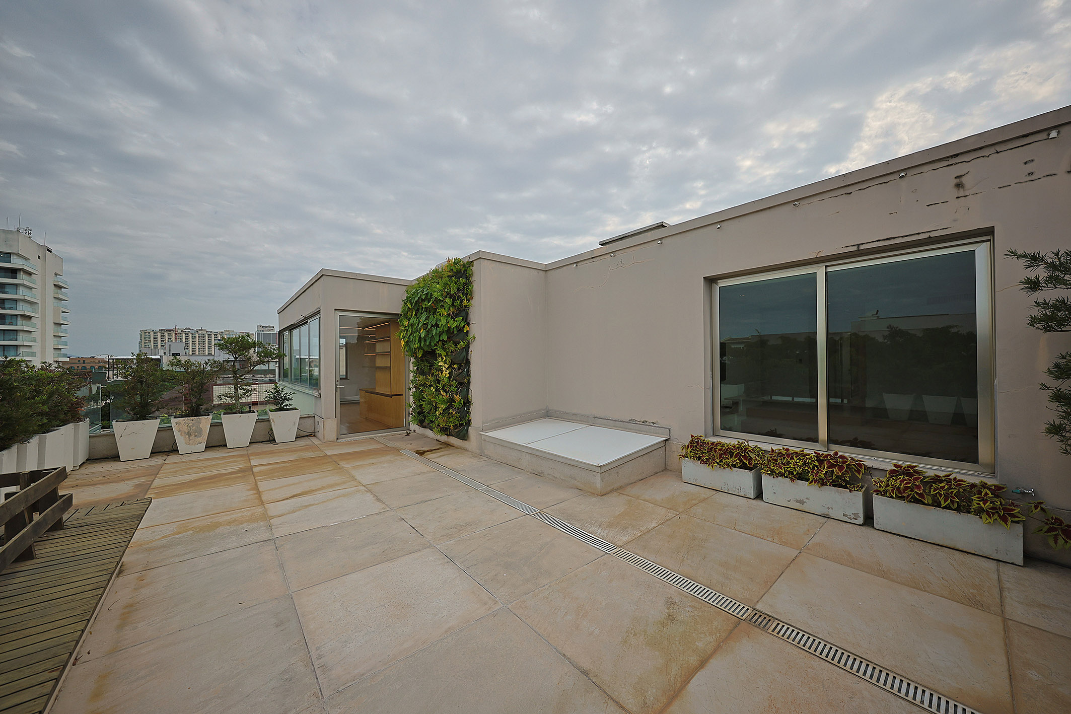  Duplex Penthouse in Jardim Oceânico, Just Steps from the Beach - 物件實景