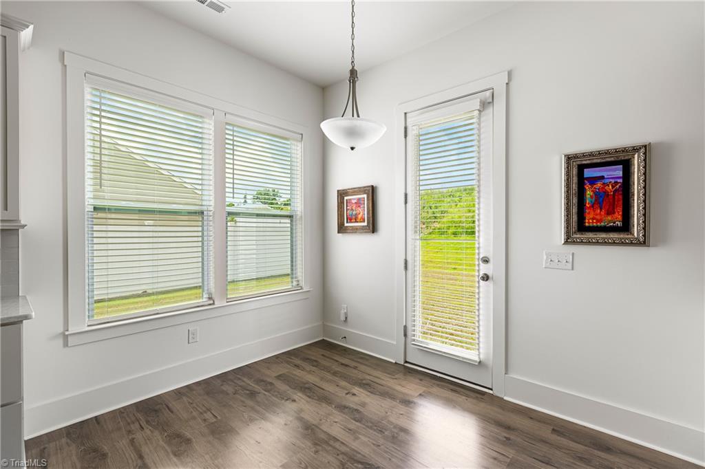 High Point, North Carolina, 27265, United States, 5 Bedrooms Bedrooms, ,4 BathroomsBathrooms,Residential,For Sale,1951573