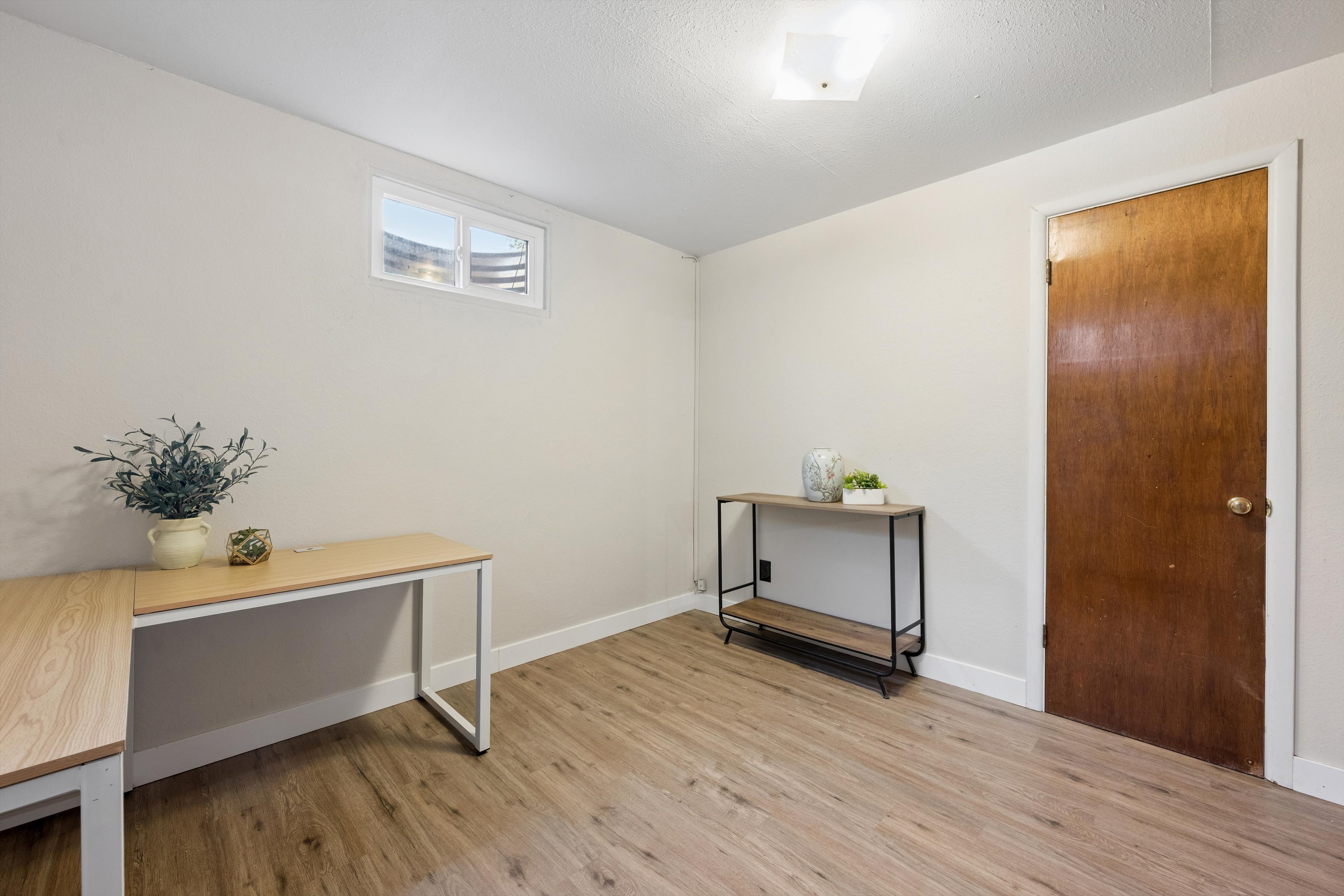  Updated & Spacious Ranch Home with Finished Basement - 物件實景