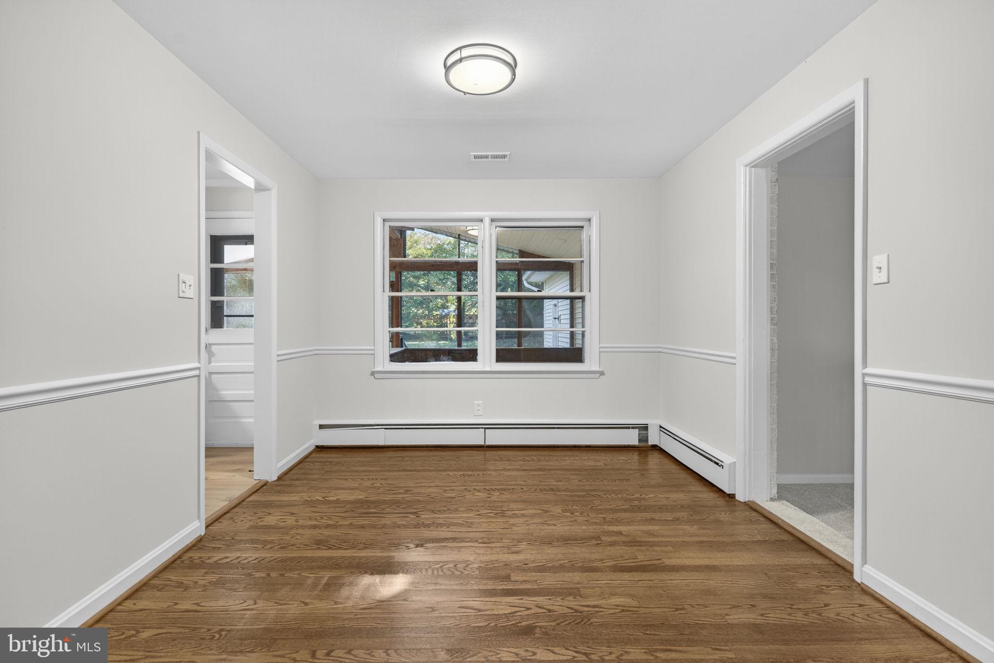 Warrenton, Virginia, 20187, United States, 3 Bedrooms Bedrooms, ,2 BathroomsBathrooms,Residential,For Sale,1977434