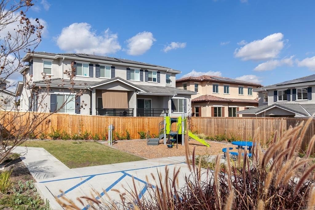 Lemon Grove, California, 91945, United States, 4 Bedrooms Bedrooms, ,4 BathroomsBathrooms,Residential,For Sale,1892804