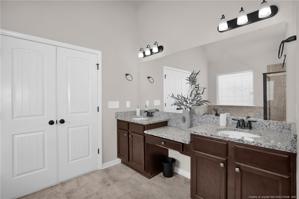 Fayetteville, North Carolina, 28312, United States, 5 Bedrooms Bedrooms, ,4 BathroomsBathrooms,Residential,For Sale,1962756