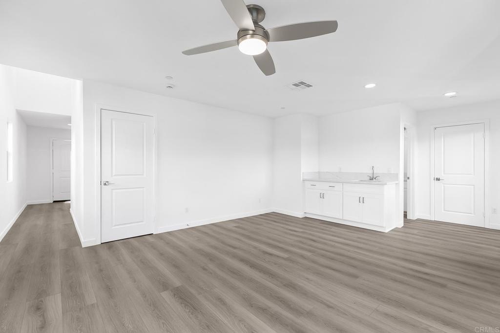 Lemon Grove, California, 91945, United States, 4 Bedrooms Bedrooms, ,4 BathroomsBathrooms,Residential,For Sale,1892804