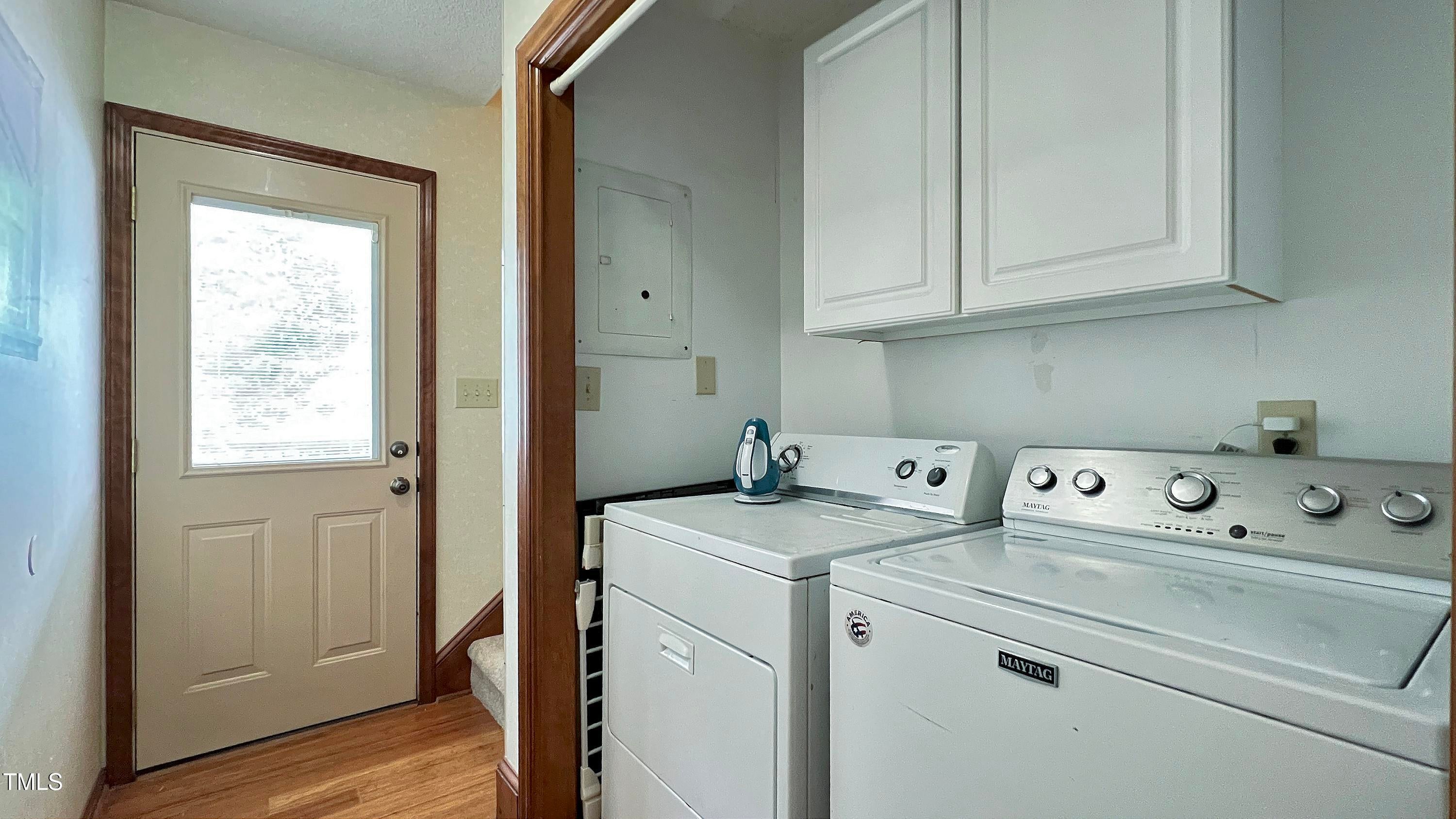 Raleigh, North Carolina, 27606, United States, 3 Bedrooms Bedrooms, ,3 BathroomsBathrooms,Residential,For Sale,1941064