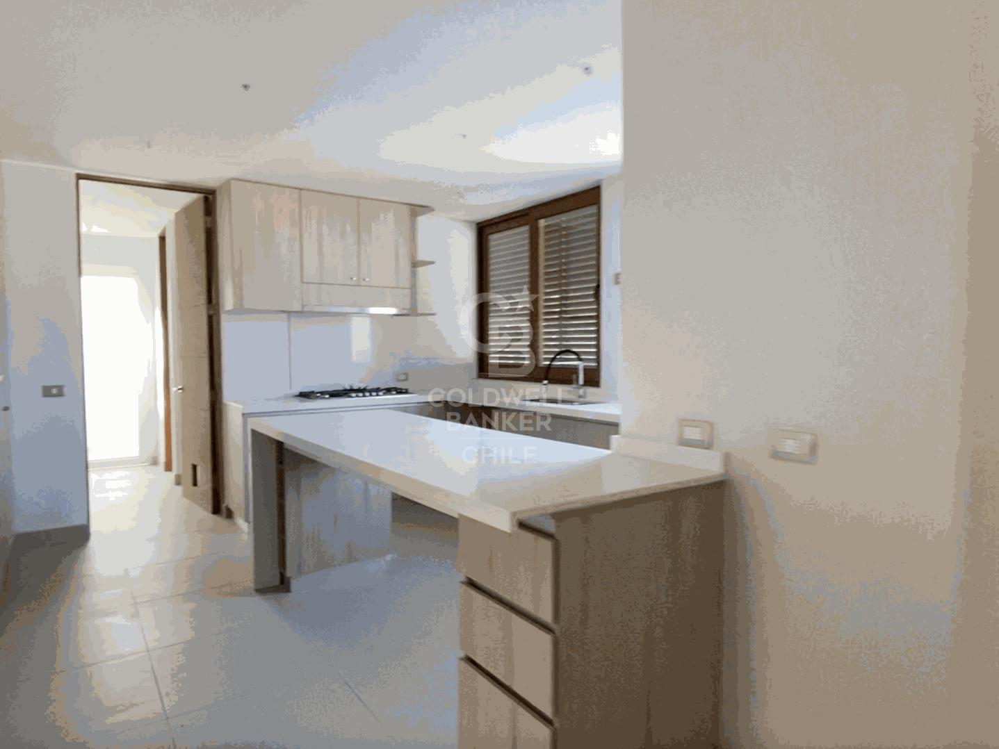 La Reina, Chile, 5 Bedrooms Bedrooms, ,5 BathroomsBathrooms,Residential,For Sale,1700375